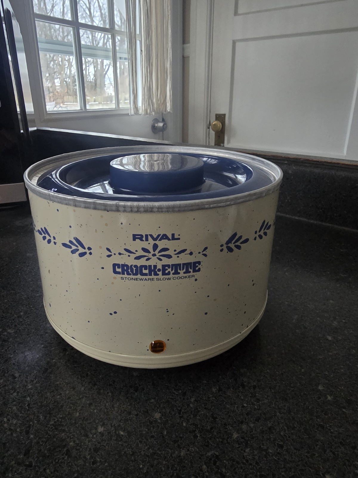 Rival Crock-Ette 1 Qt Stoneware Slow Cooker - Blue And Cream  BASE/LID 