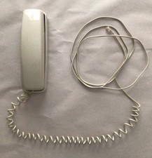 Vintage Sears Model 34403 Beige Princess Trimline Push Button Telephone