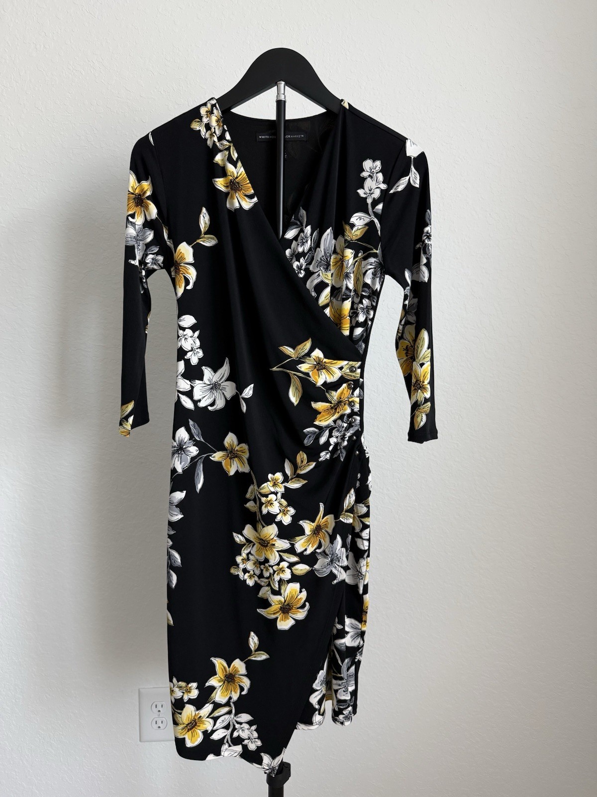 White House Black Market Dress Womens Size 00 Multicolor Garden Floral Casual