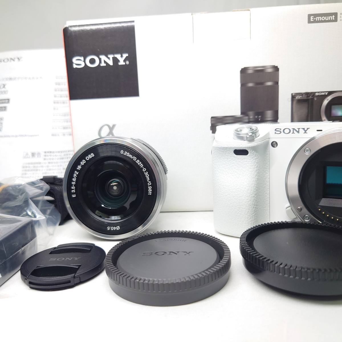 N.MINT SC:716] Sony Alpha a6000 24.3MP Digital Camera White