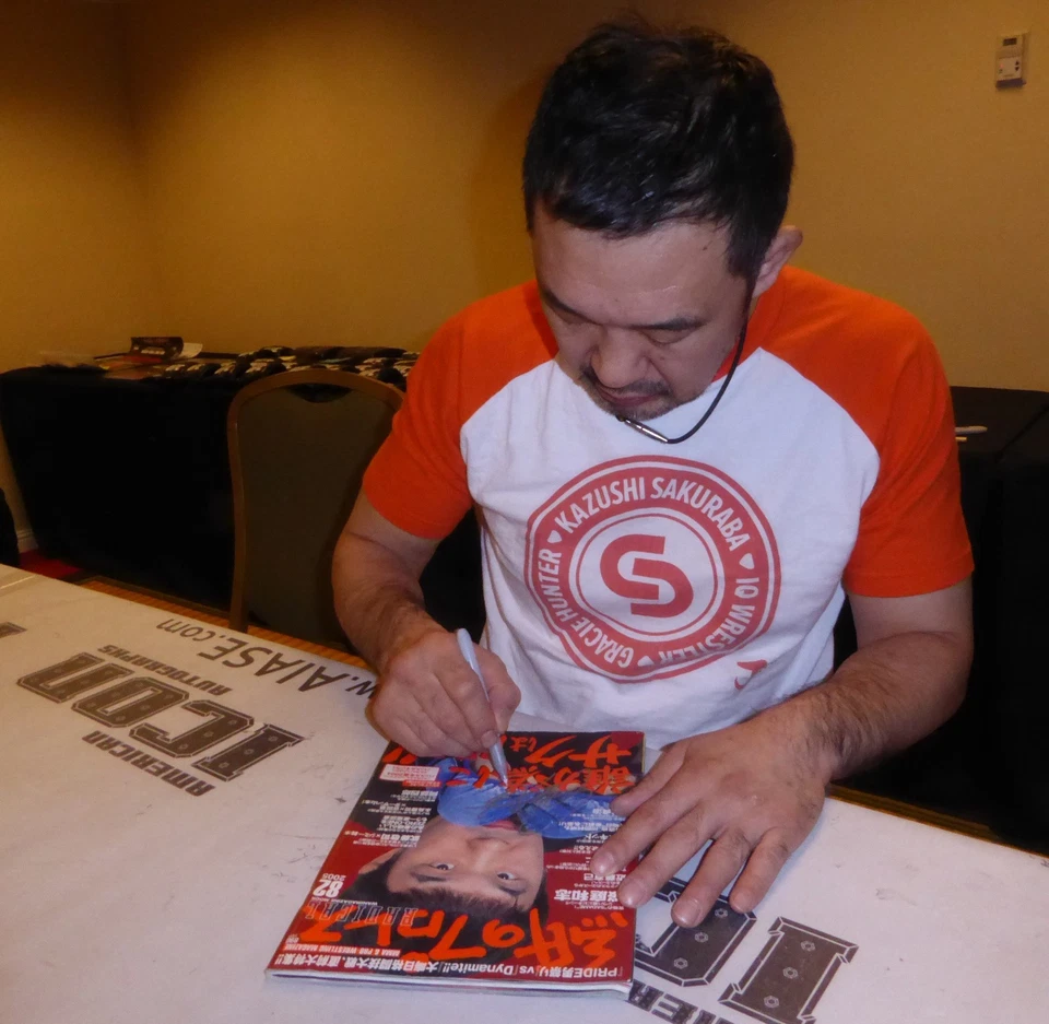 Kazushi Sakuraba Signed 2005 #82 MMA Magazine PSA/DNA COA UFC Pride FC Autograph - Image 2 of 4