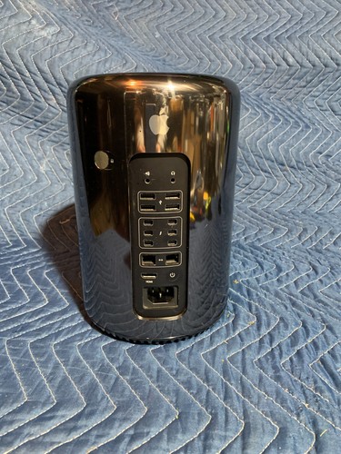 Apple MAC Pro 6,1 A1481 Late 2013 12-Core 2.7GHz 128GB 1TB SSD two AMD D700 6GB