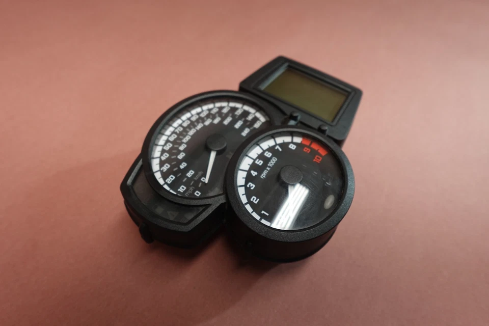 Cuadro de medidores de velocímetro BMW F800 F800GT 2013-2016 Foto 2 de 4