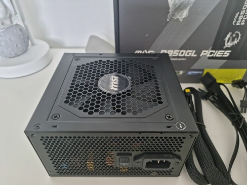 MSI MAG A850GL PCIE5 850W 80+ Gold Fully Modular ATX 3.0 PCIe 5.0 Power Supply - Afbeelding 5 van 5