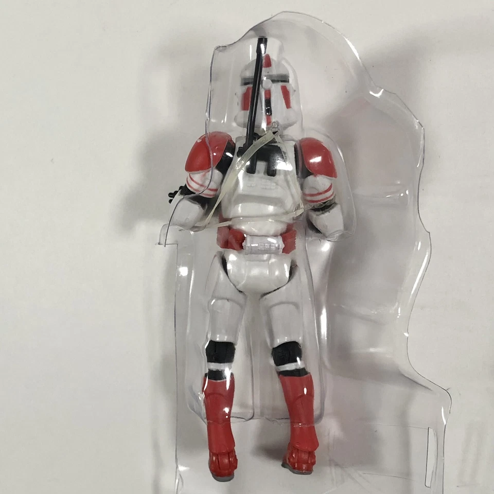 Figura de acción Star Wars SHOCKTROOPER Escaramuza en el Senado UGH Objetivo ROJOS Foto 2 de 2