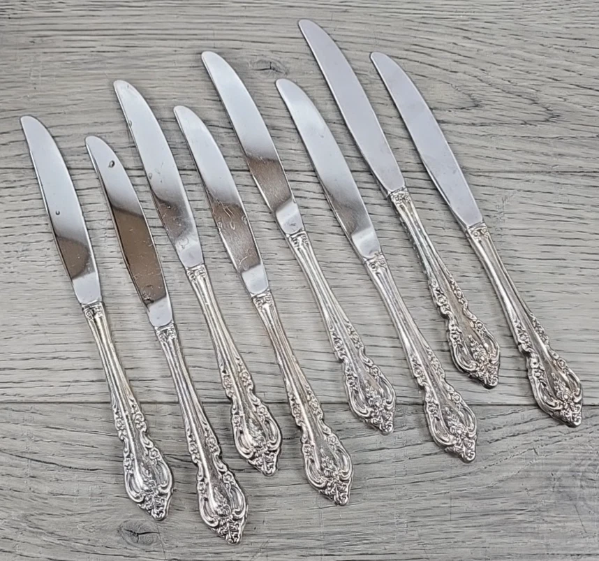 Oneida Community Stainless Flatware BRAHMS Pattern - Dinner Knives - Set of 8 - Image 2 of 4