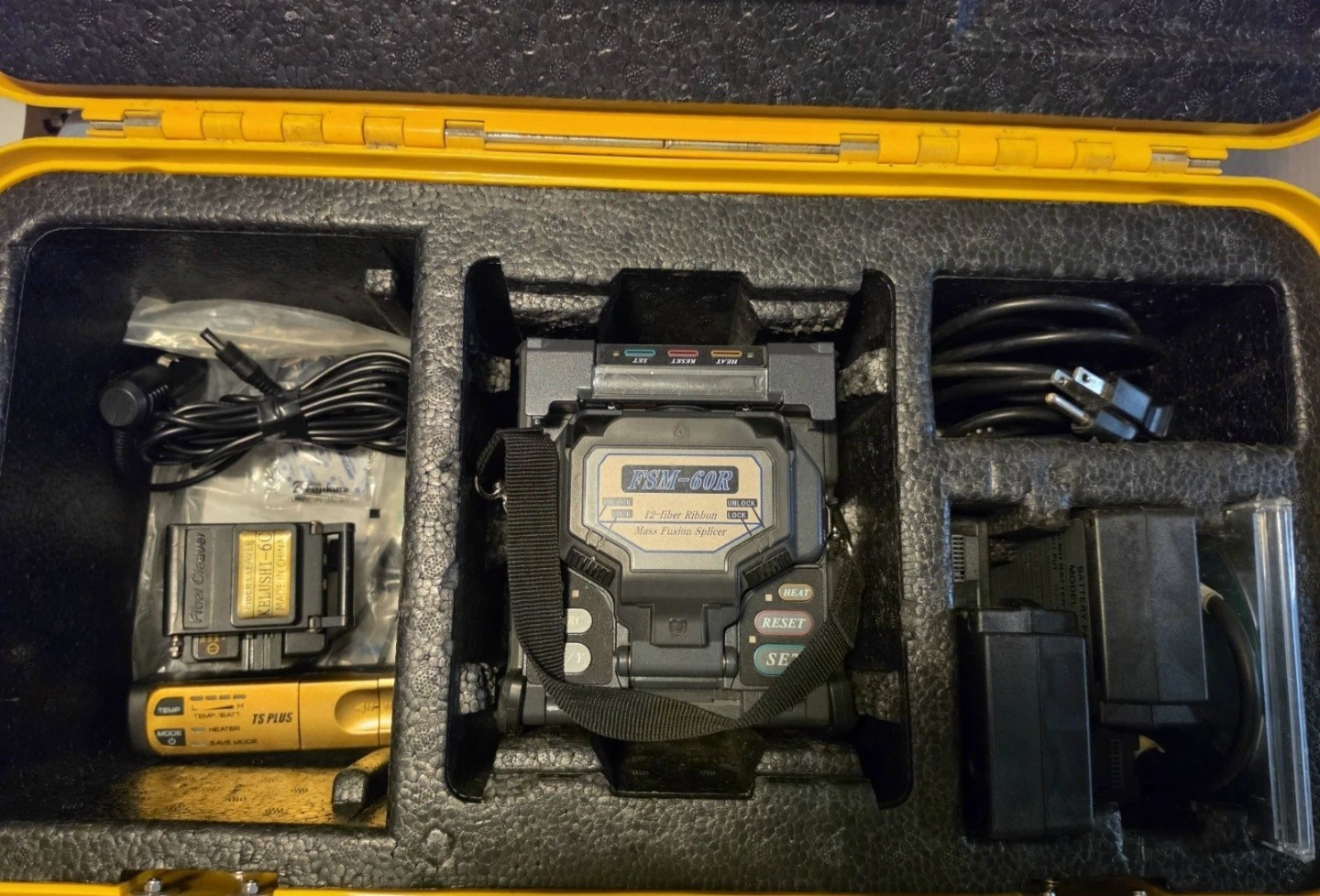 Fujikura FSM-60R Fusion Splicer USA Model - 2177 Arcs