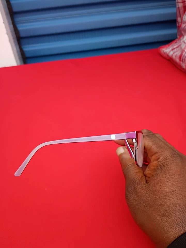 Marco de gafas Liz Claiborne púrpura rectangular ¡¡¡SOLO MARCOS!!!! Foto 4 de 4