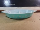 Vintage Pyrex 1 1/2 Qt Divided Turquoise Snowflake Casserole Dish