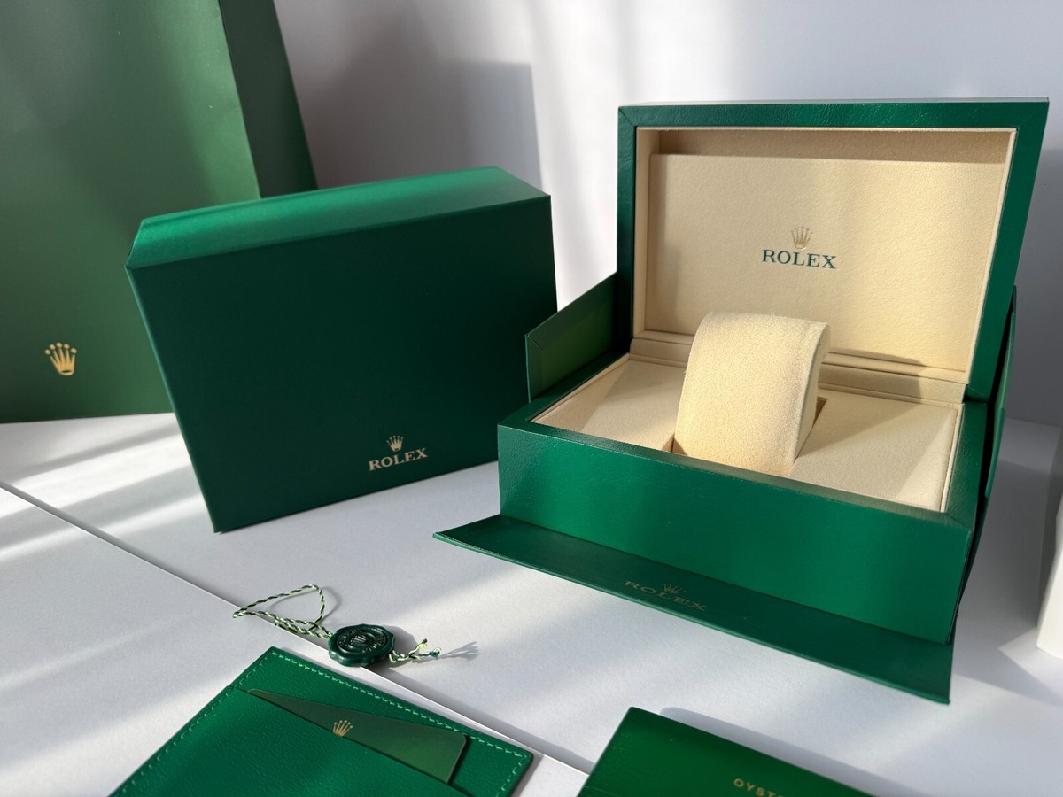 ROLEX ギフトボックス 緑 Medium Rolex Box (Green on Green) ref : 53491.02 Replacement