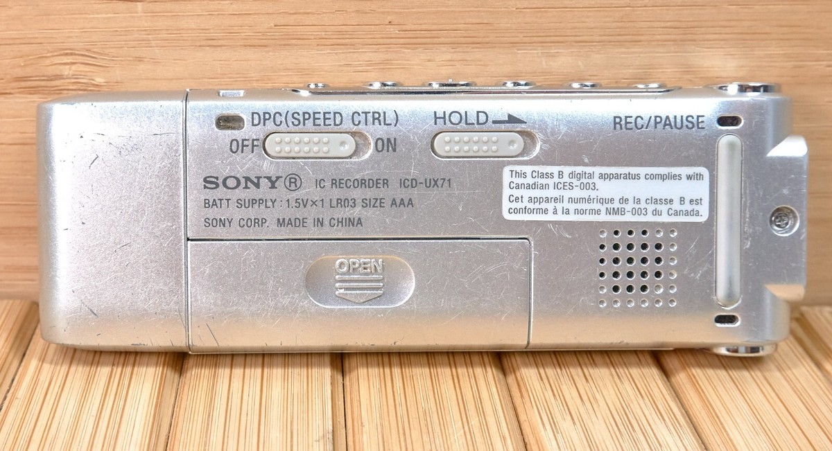 Sony ICD-UX71 Digital Voice Recorder, 1GB (Silver) | eBay
