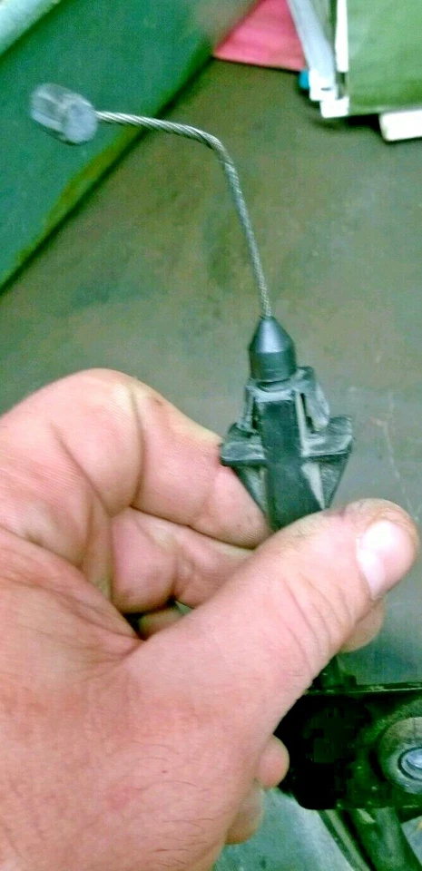 Unidad de montaje de control de crucero PLYMOUTH BREEZE 2,0 L 97-99 26914 Foto 2 de 4