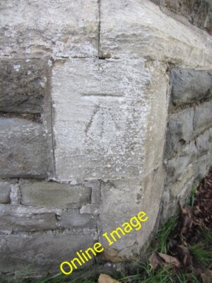 Foto 6x4 Ordnance Survey Schnittmarke Llanelli Diese OS Schnittmarke kann gefunden werden c2014