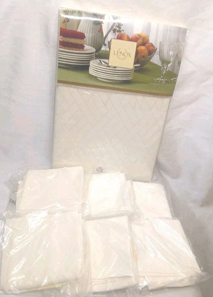 Lenox Textures Ivory Tablecloth 60x84 Oblong 6 Matching Napkins New Discontinued - Image 2 of 4