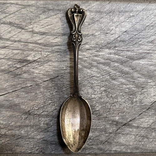 Antique Towle Sterling Silver Old Colonial Pattern Spoon 5”
