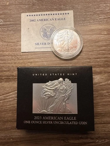 Lot Of 2  American Silver Eagle Uncirculated Coins with COA