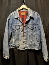 Vintage Levi's Denim Flannel Lined Jacket Men's Small 80's USA Made Perfect Fade