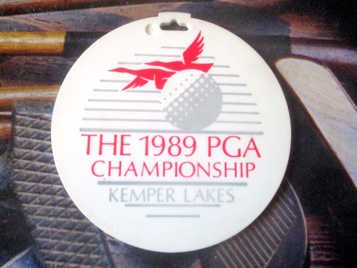 PGA バッジ ゴルフ コレクション vtg PGA Golf Bag Tag - 1989 PGA CHAMPIONSHIP - Kemper Lakes