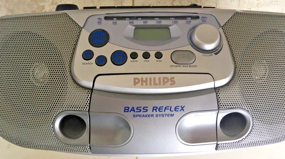 Philips Tragbares Radio/AZ 1226 CD Soundmaschine.Gebraucht.
