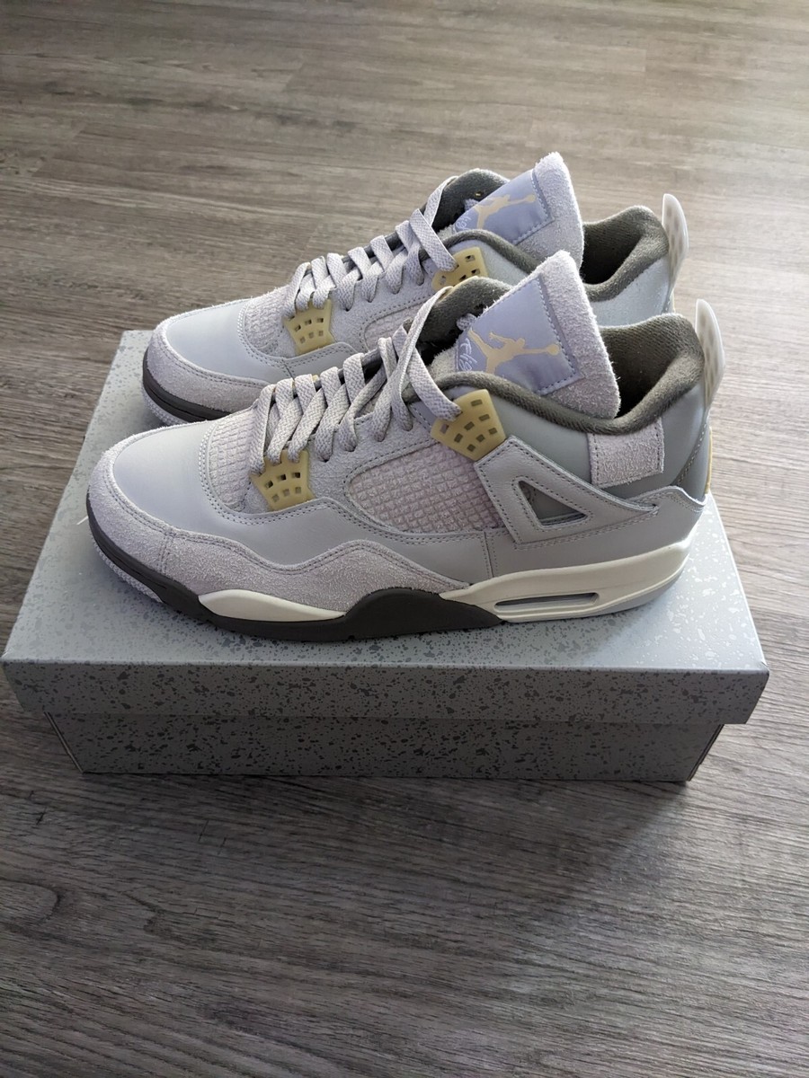 Men's Size 10 - Air Jordan 4 Retro SE 