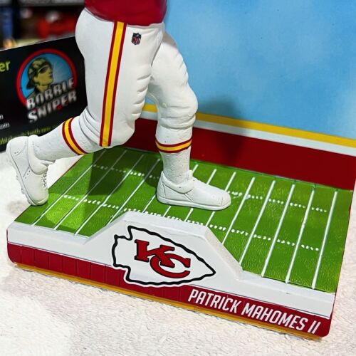 PATRICK MAHOMES Kansas City Chiefs "Action Pose Light Up Ball" NFL Bobblehead - Picture 7 of 10