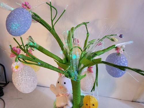 AVON Blossoming Fiber Optic Lighted Easter Tree- New in Original pkg, - Picture 5 of 13