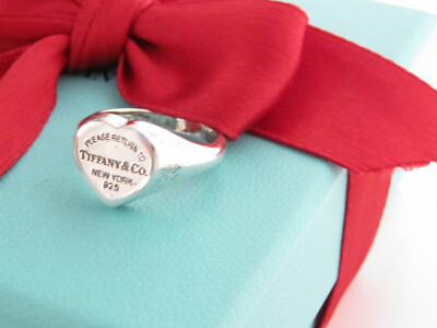 Tiffany & Co Silver Heart Return To Tiffany Signet Ring Band Size 7.5