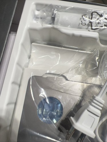 Dazzlepro Elements Schallzahnbürste + UV-Desinfektionsbasis  - Bild 5 von 6