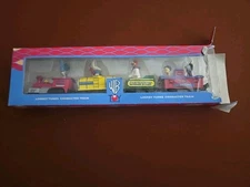 Ertl Looney Tunes 3 Train Set - Bugs, Foghorn, Tweety, Sylvester, Yosemite 