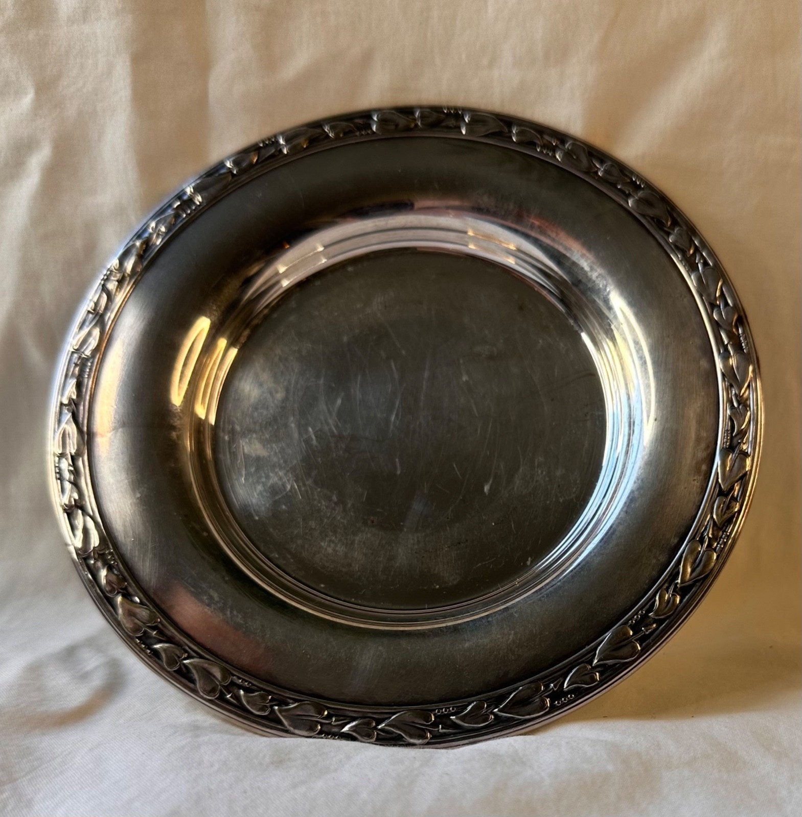 Silver Plate Wine Bottle Coaster / Trivet with decorative rim - 5.5"