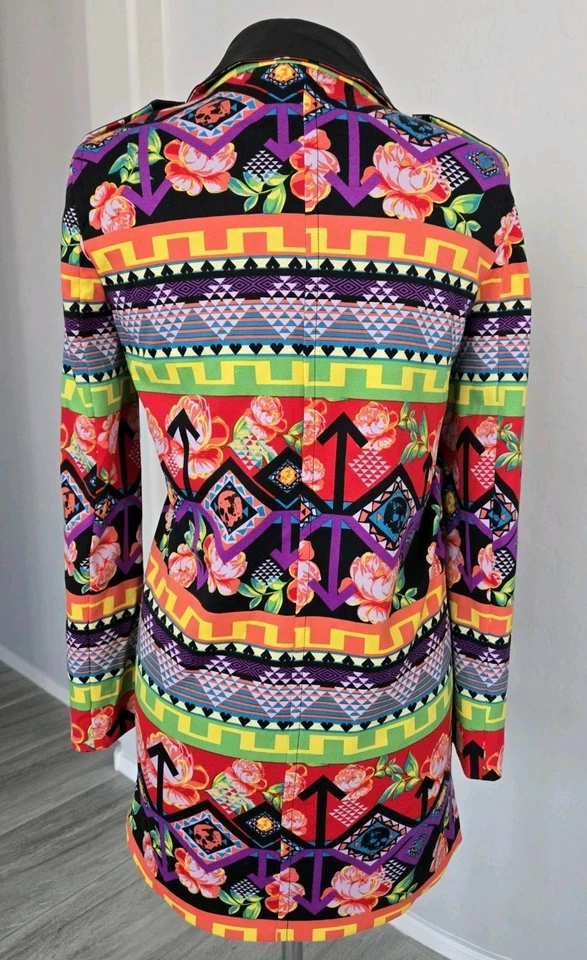 铁拳头骨花卉朋克彩色人造皮革领样品夹克尺寸 S — 第 4/4 张图片