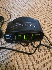 Sony Dream Machine ICF-C218 AM FM Digital Alarm Clock Radio - Black