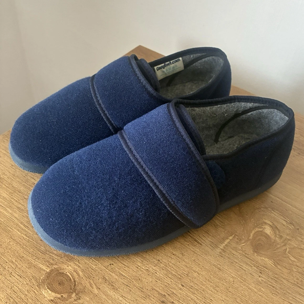 Cosyfeet Slippers for Men for sale | eBay UK display picture 1