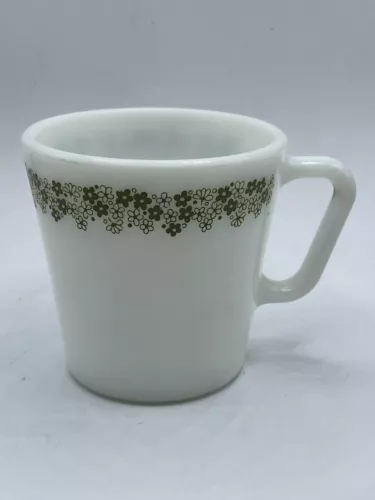 Vintage 1410 Pyrex Daisy Spring Blossom Coffee Tea Mug : Milk Glass Green Flower