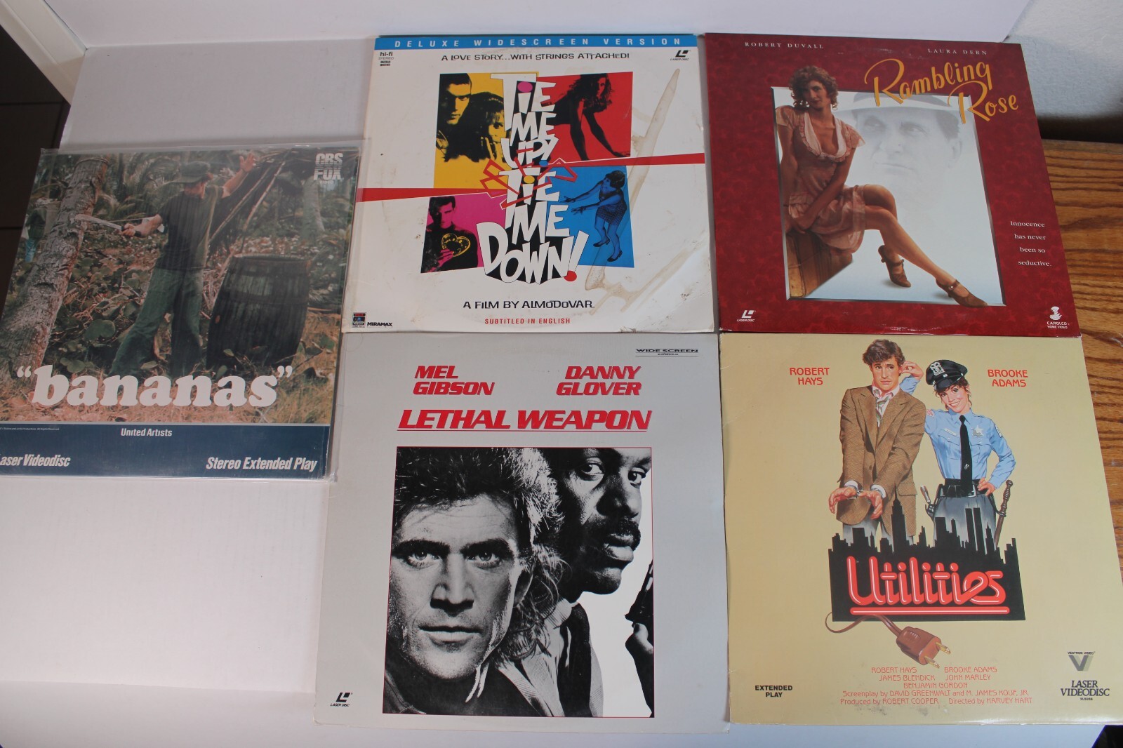 5 Laser Disc Bundle Lot: Bananas, Lethal Weapon, Rambling Rose, Utilities, (N)