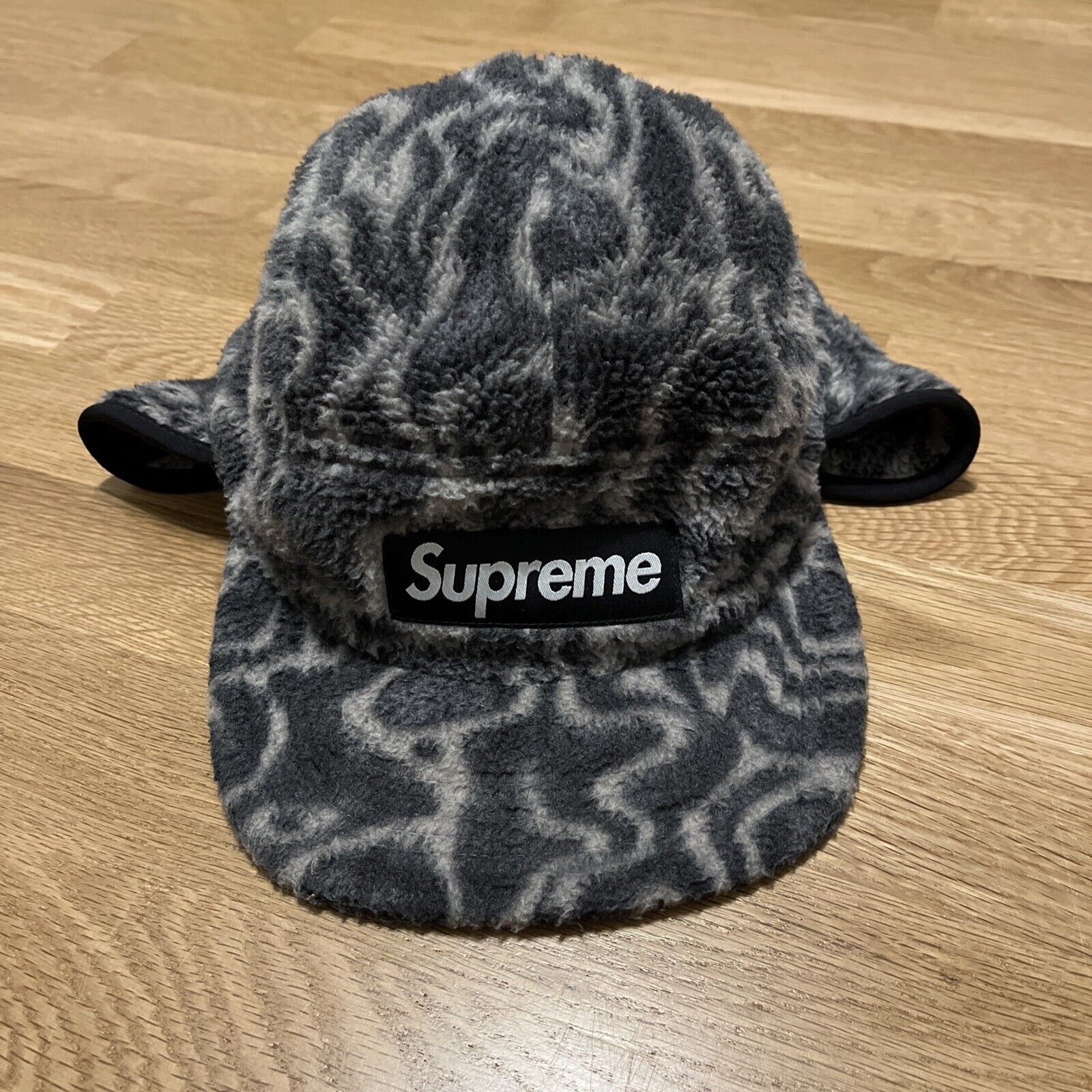 Supreme camp cap leopard box logo