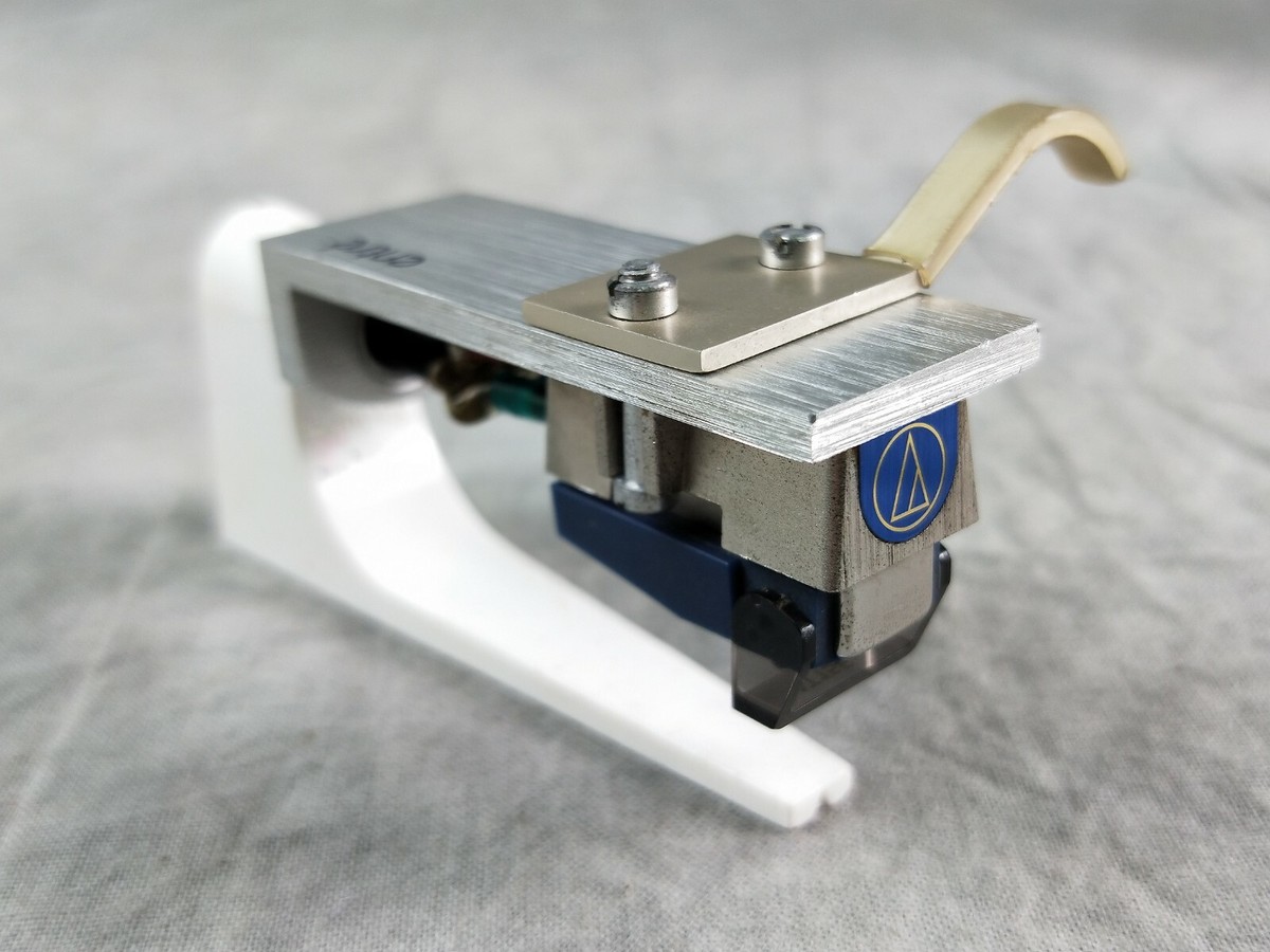 Audio-Technica AT15Ea Cartridge With Headshell In Excellent