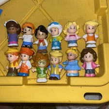 Lot  of 12 Fisher Price Little People Modern  Coach Cowgirl Jockey Princess