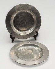 Wilton Armetale Pewter RWP Colonial Crest 9” Salad Plate Set(2) Vintage 1960s