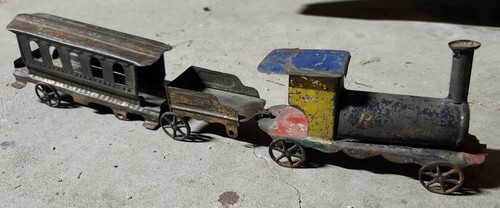 Antique 3 Piece Small Tin Train Hand Painted Project or parts