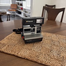 Polaroid Sun 600 LMS Instant Camera Black Vintage Untested