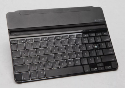 New!! Logitech iPad Air 2 Type+ Keyboard Protective Case Black - Y-R0048. L43