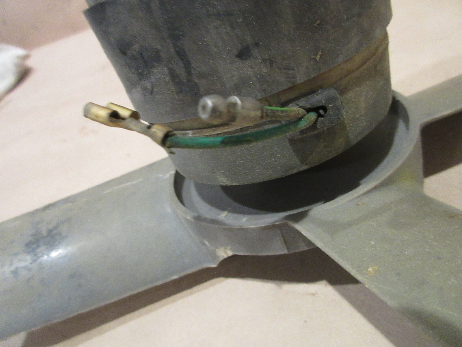 Ferrari 208,308 - AC Fan Motor And Blade (4-Blade) - P/N 109826