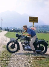 Steve McQueen As Virgil "Cooler King" Hilts "The Great Escape" 10 x 8 Photo