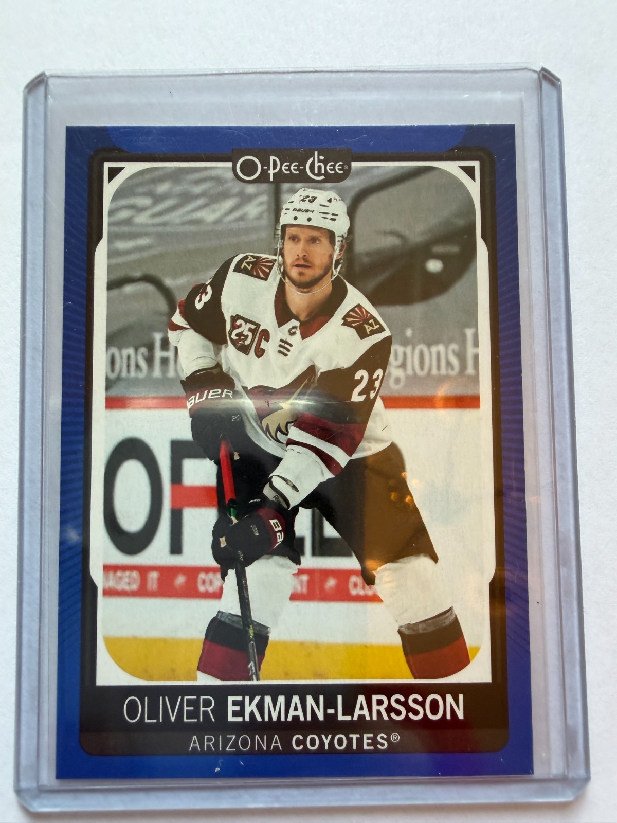 2021/22 O-Pee-Chee Blue Border Oliver Ekman-Larsson #401 Arizona Coyotes