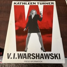 V.I. Warshawski Press Kit Kathleen Turner 5 Stills