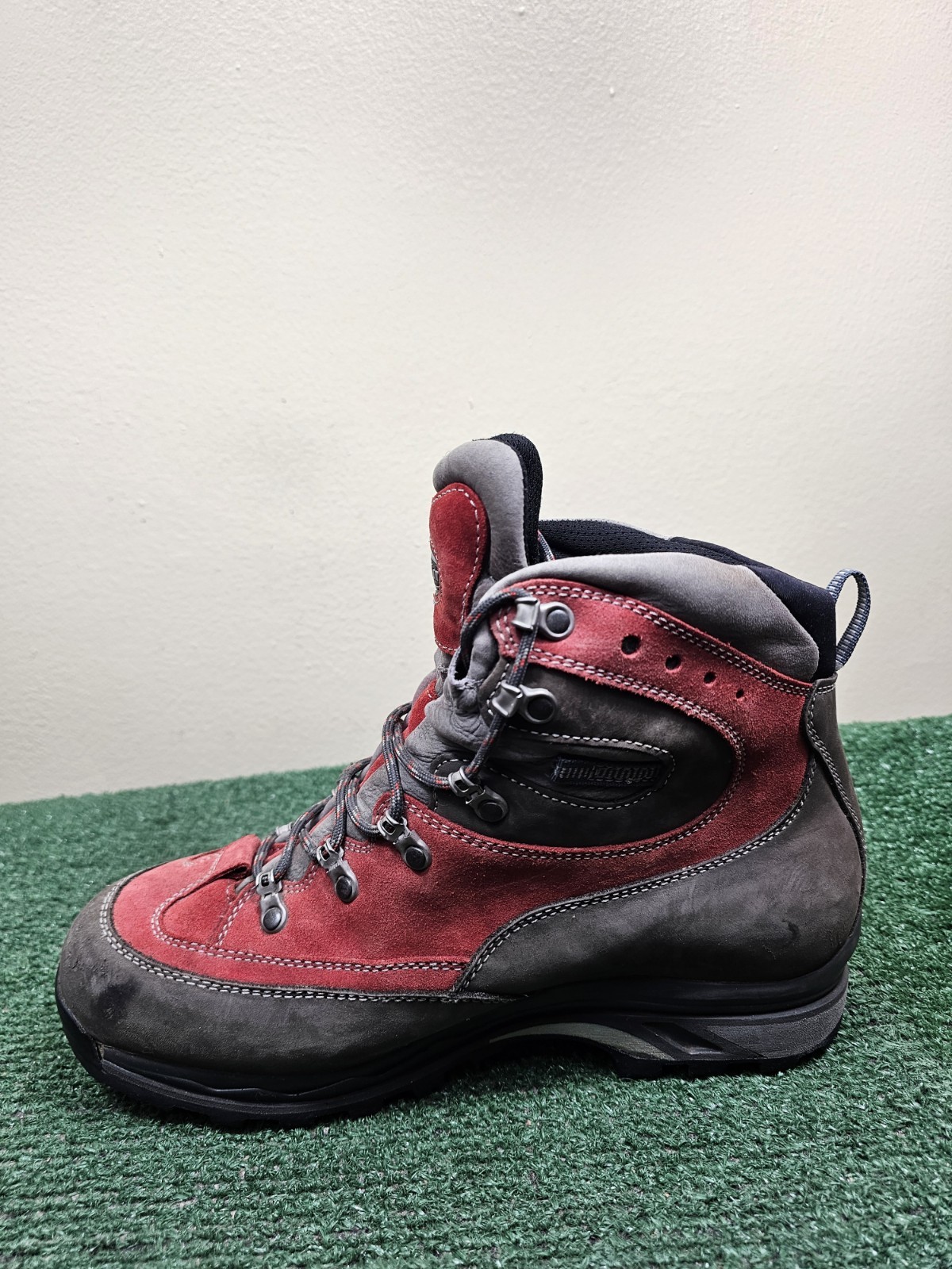 Zamberlan 760 Steep GT Men's Hiking Boots Size 44