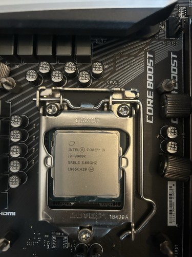 PC Set Intel i9 9900K | MSI Z390 Gaming Edge AC | 32GB DDR4 Corsair Vengeance - Photo 2/10
