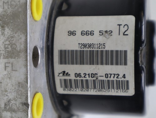 Calculateur abs occasion CHEVROLET MATIZ II Phase 1 - 0.8i - Photo 2/6