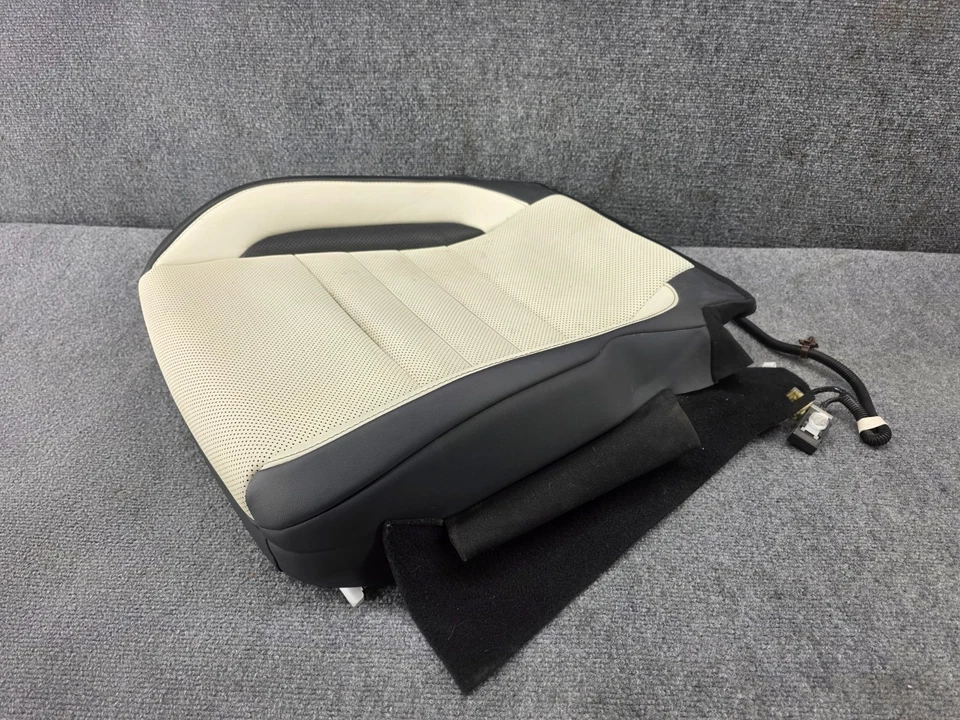 FUNDA DE COJÍN ASIENTO INFERIOR DELANTERO DERECHO LEXUS 21-25 IS350 IS500 IS300 F-SPORT OEM Foto 4 de 4